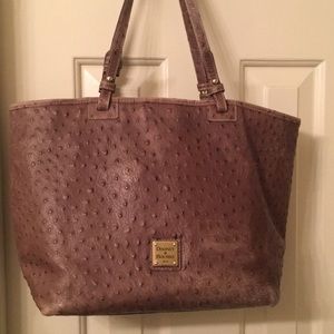 Authentic Dooney & Bourke tote!